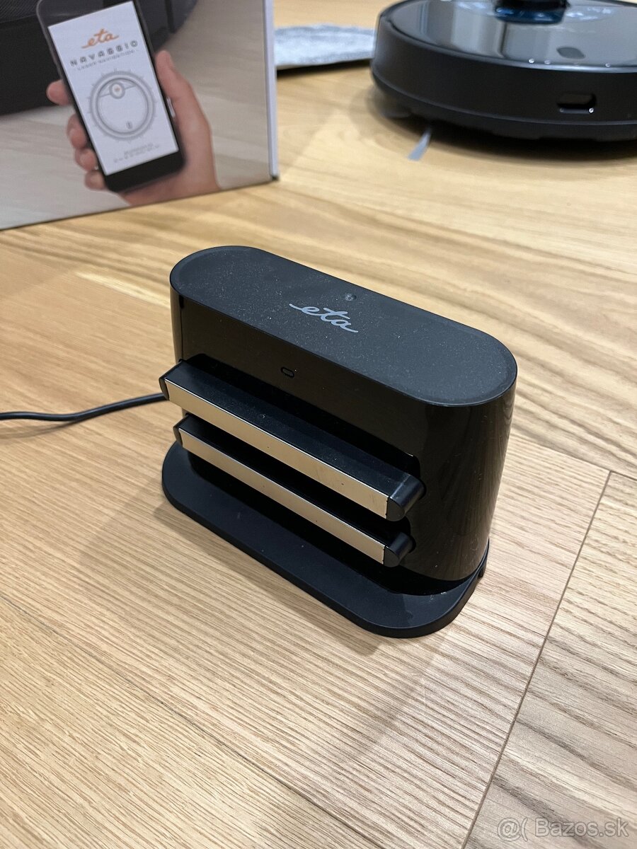 Roboticky vysavac ETA - 3