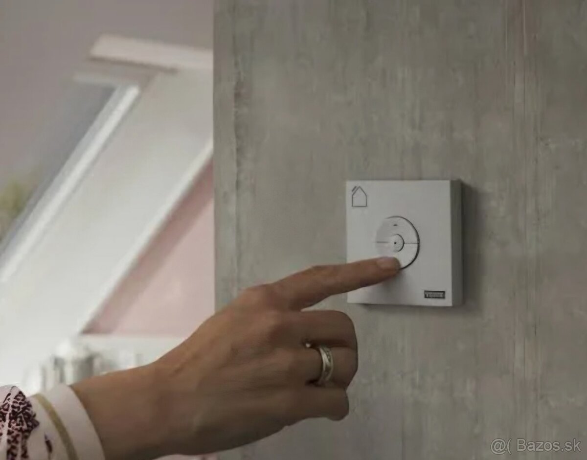 Dialkovy ovládač VELUX - 3