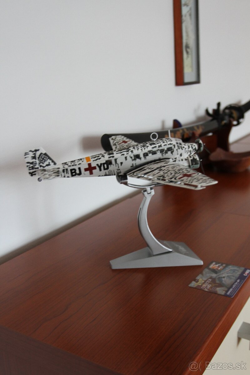 Kovový model lietadla 1:72 - 3