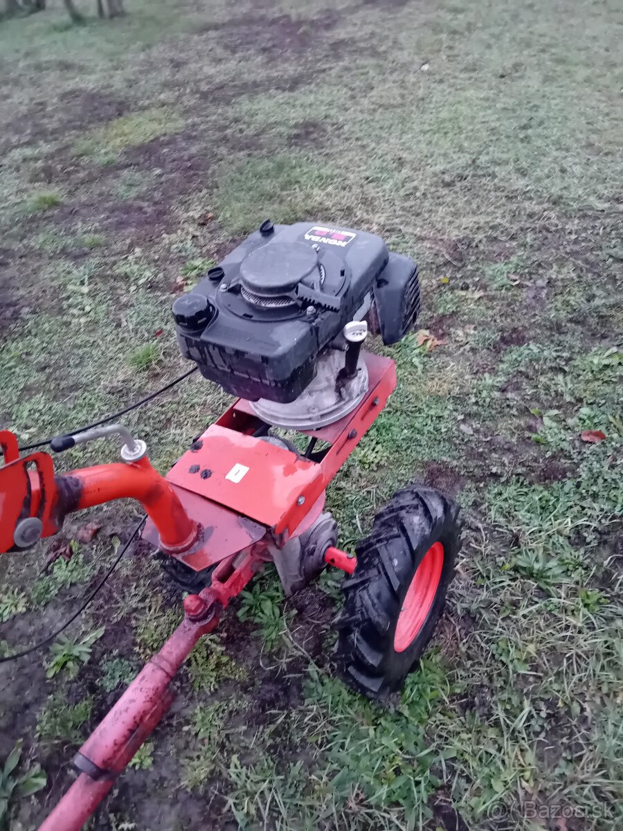 Predám Malotraktor Honda - 3