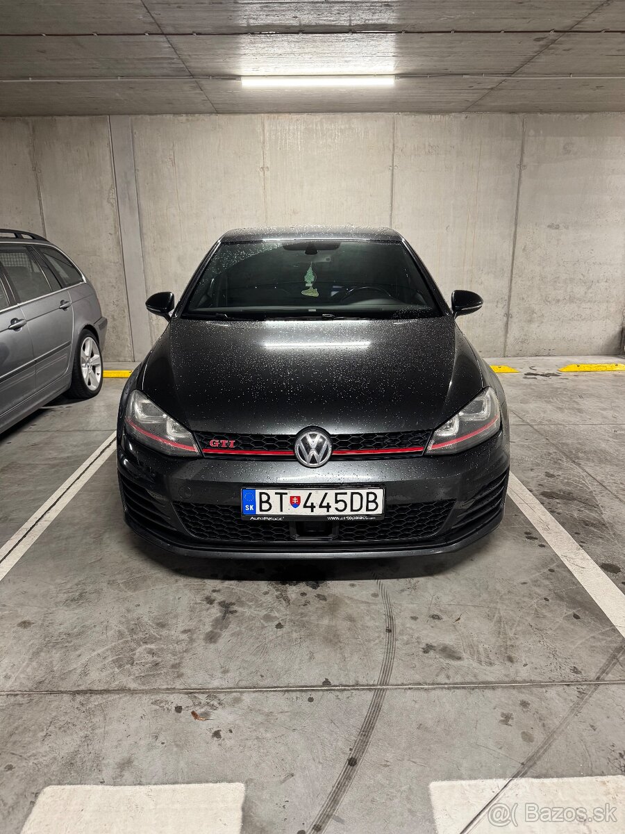 Volkswagen Golf Gti - 3