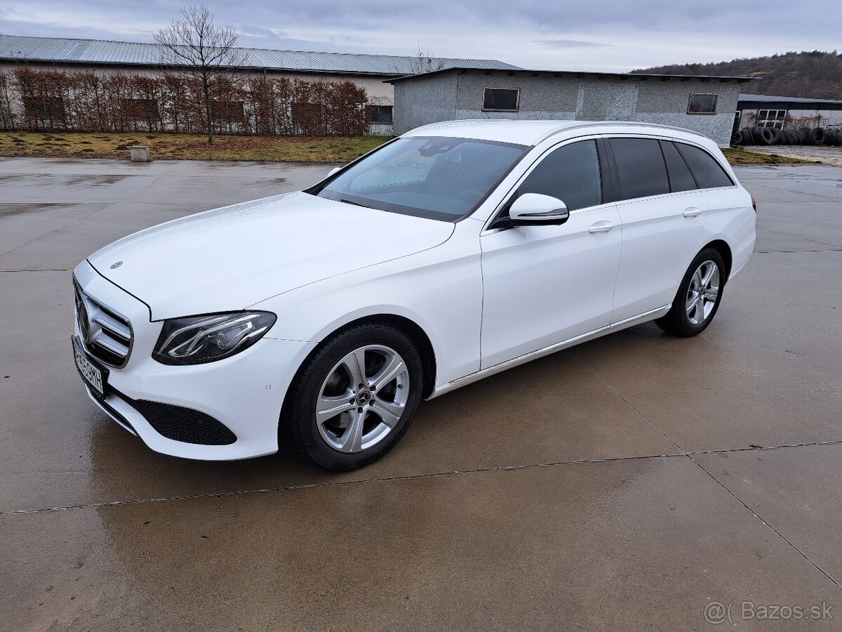 Mercedes Benz E220 D 4Matic cena s DPH - 3