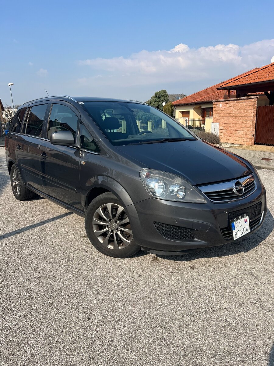 Opel Zafira 1.7 Diesel 7 miesne - 3