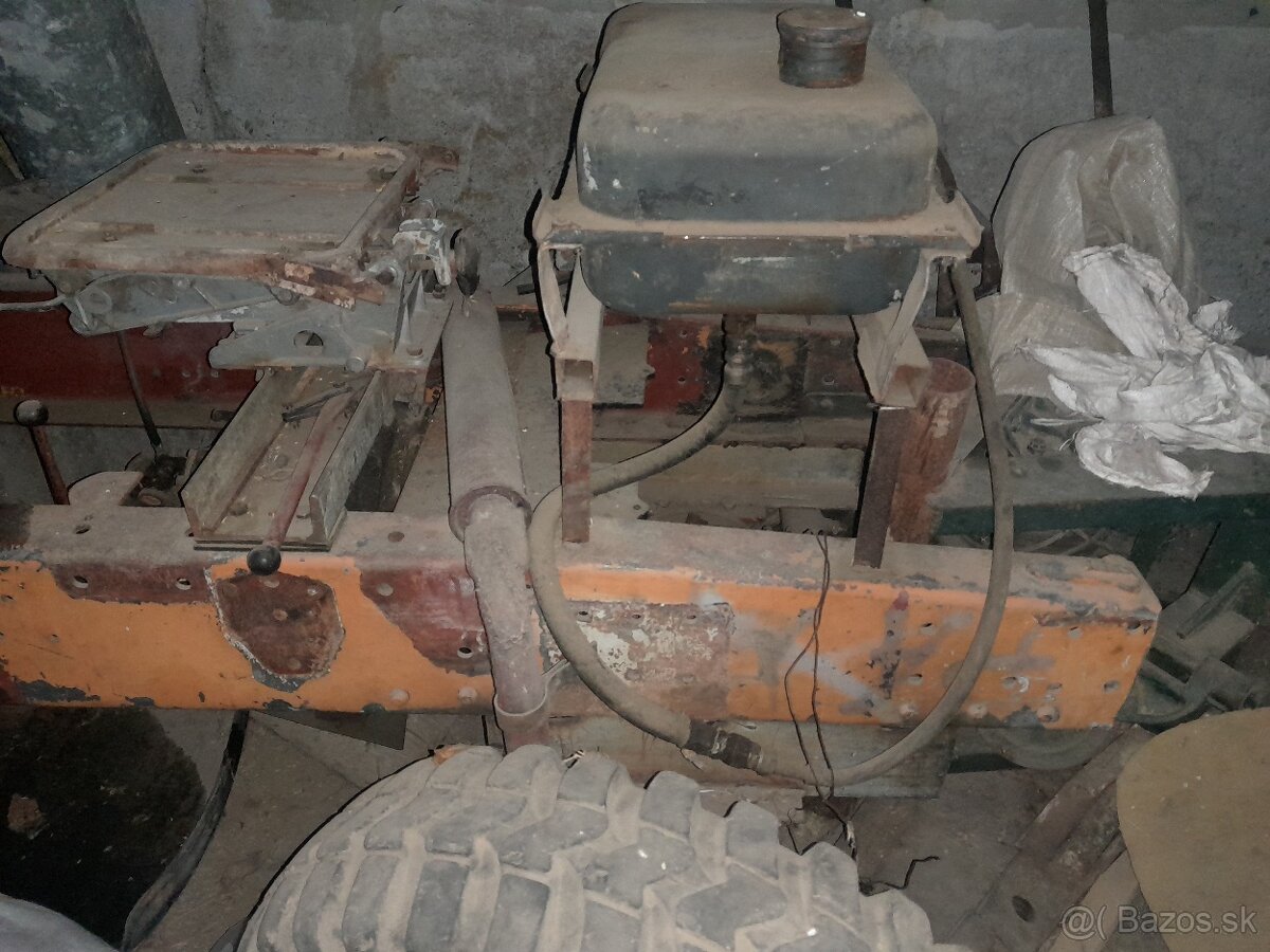 Predám traktor domácej výroby - 3