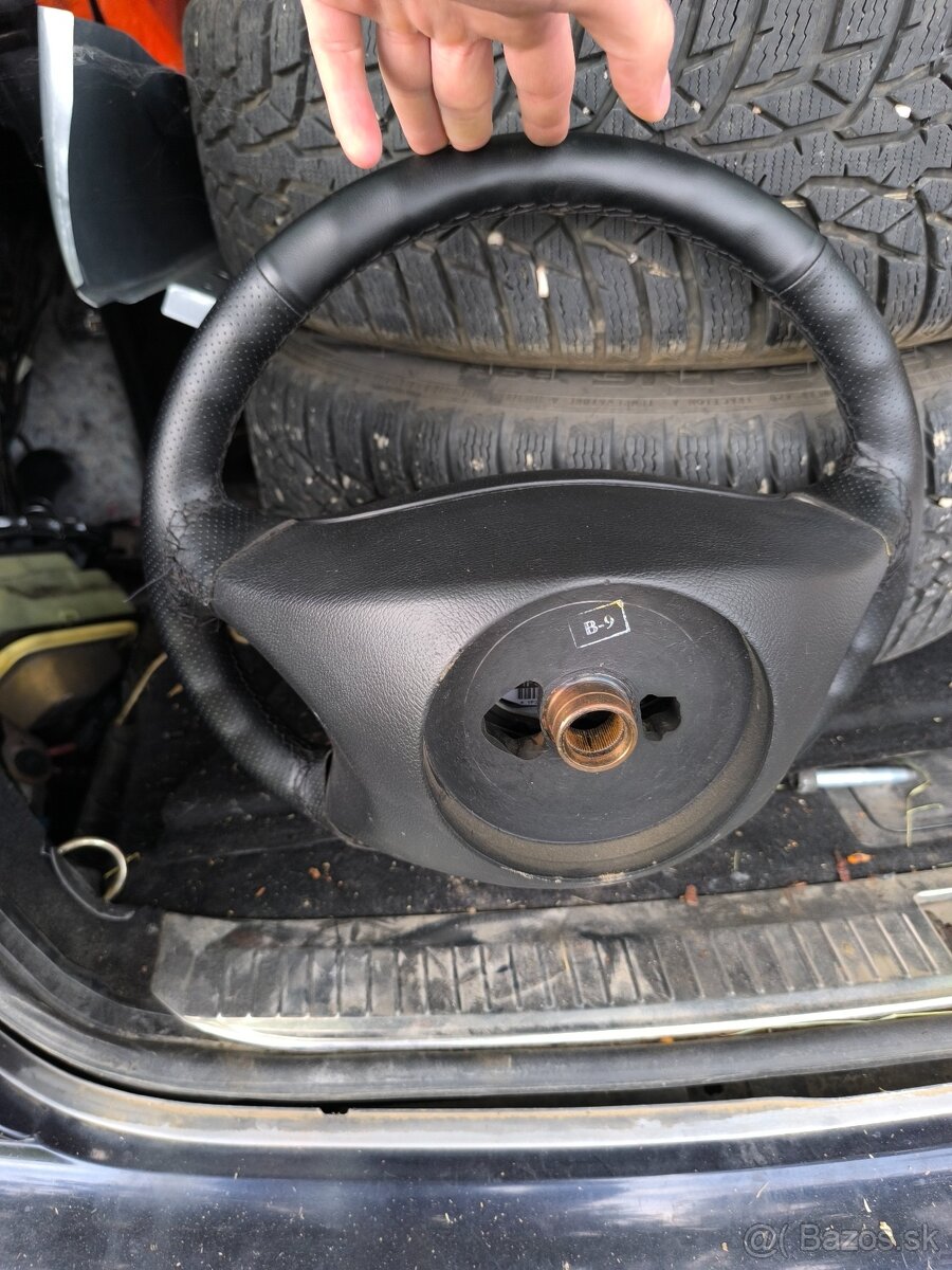 Volant Mercedes Benz - 3