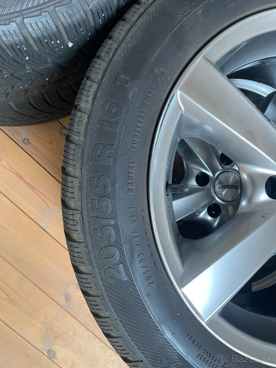 Sada diskov so zimnými pneu R16 5x114,3 205/55 - 3