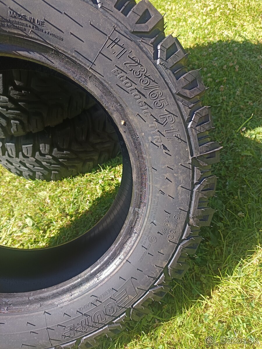 5 x 235/6 R17 VPER equie M+S - 3