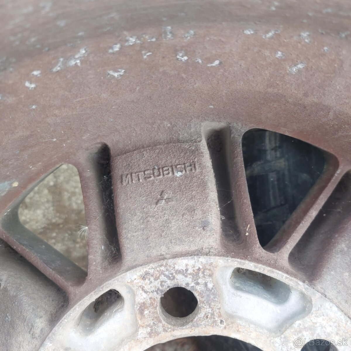 Elektrony kolesa pajero R15 - 3