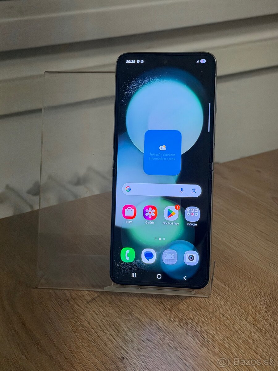 Dobrý deň Ponúkam na predaj Samsung Z Flip 5 512GB Mint - 3