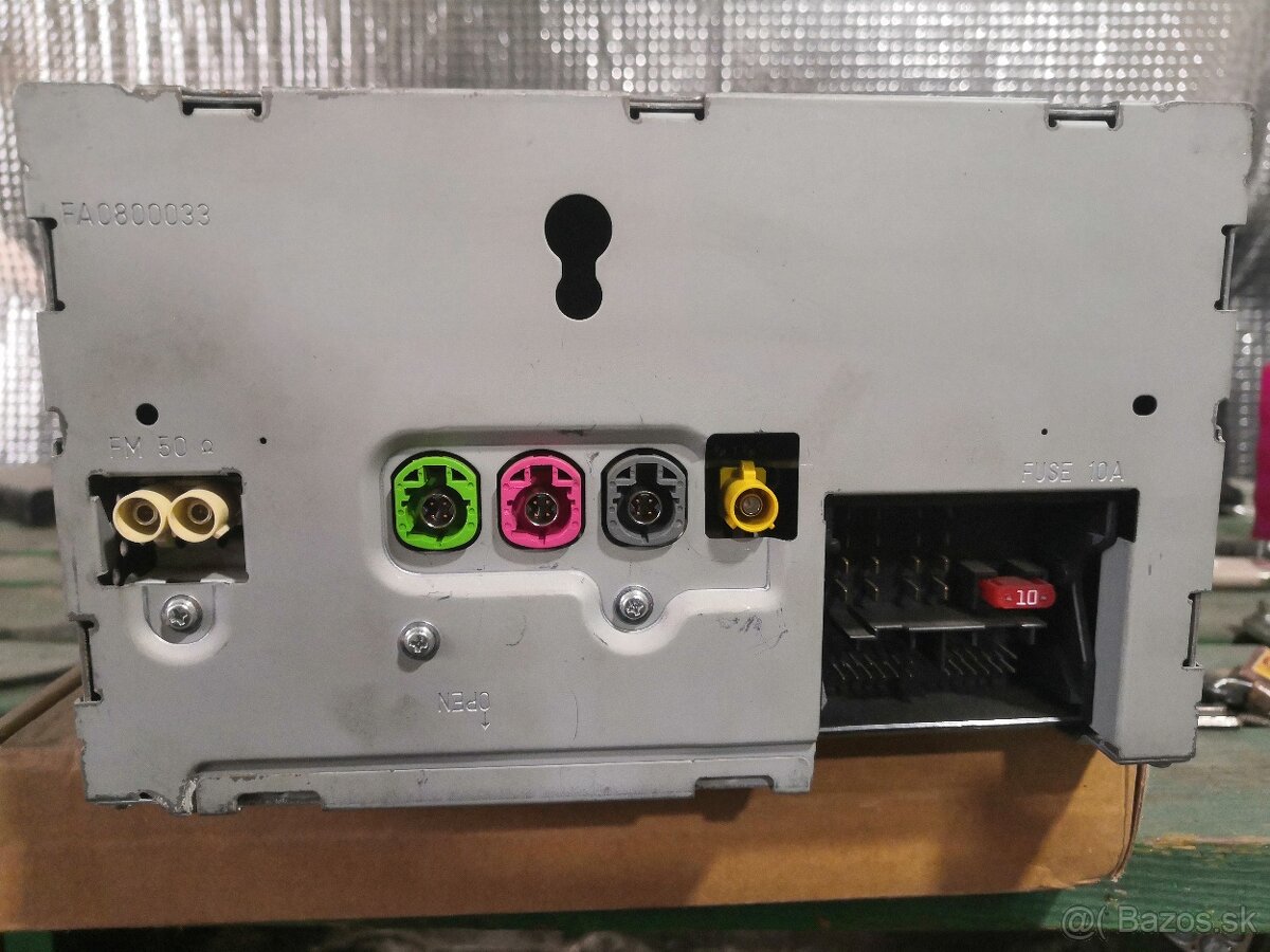 Mercedes benz NTG 4.5 + panel tlačidiel - 3