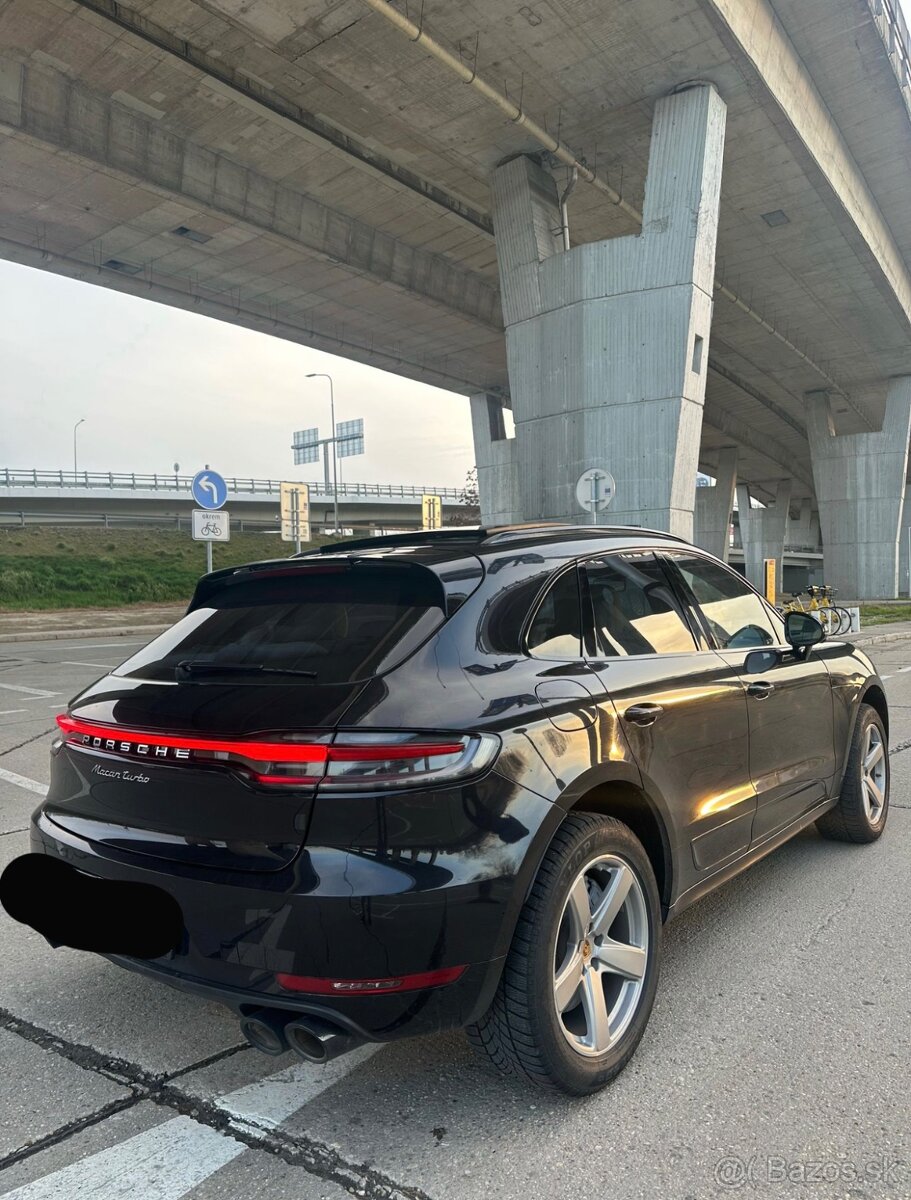 Porsche Mcan Turbo - 3