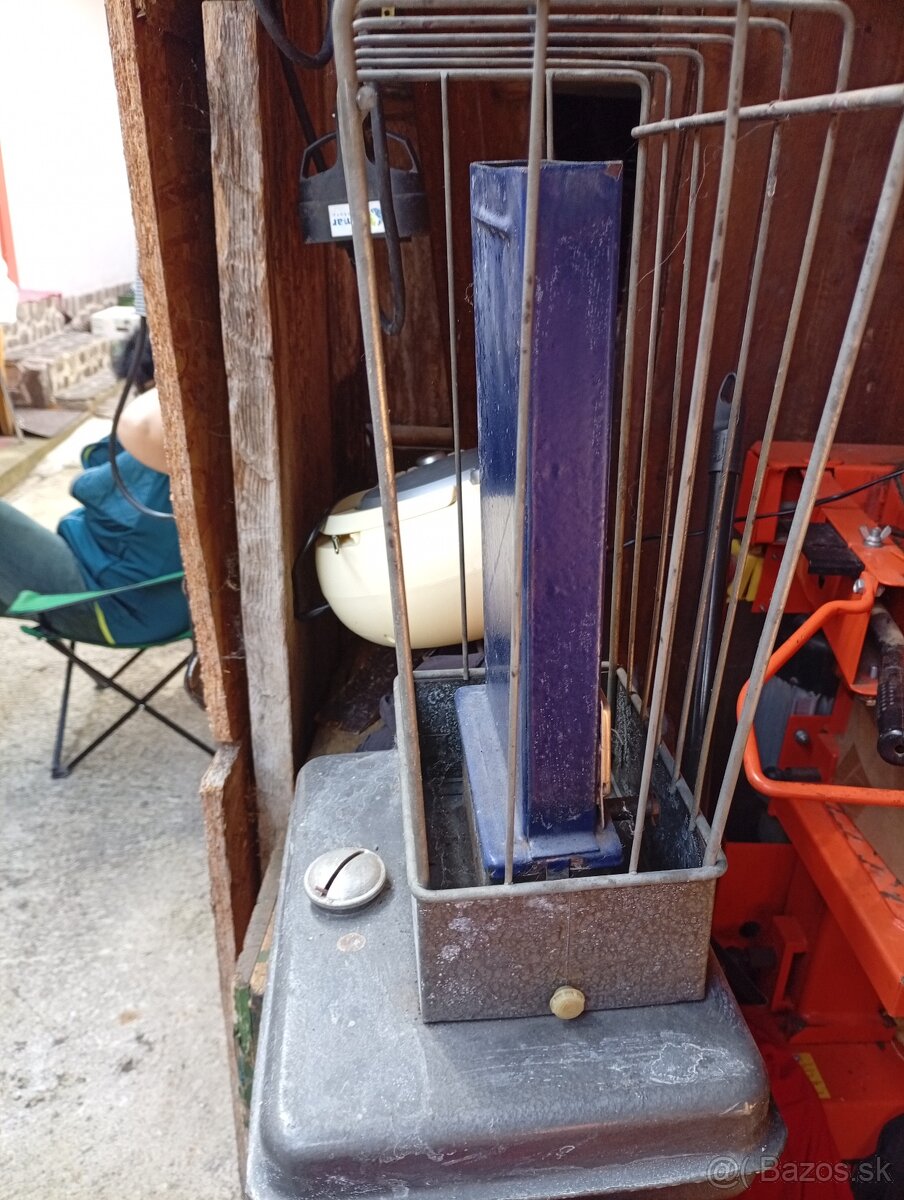 Predám starý ohrievač na petrolej - 3