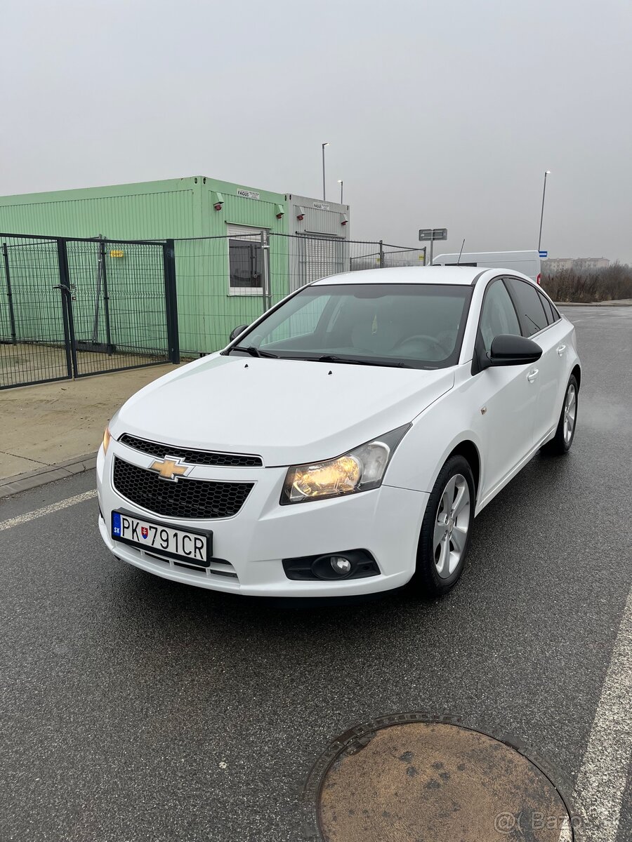 Chevrolet Cruze - 3