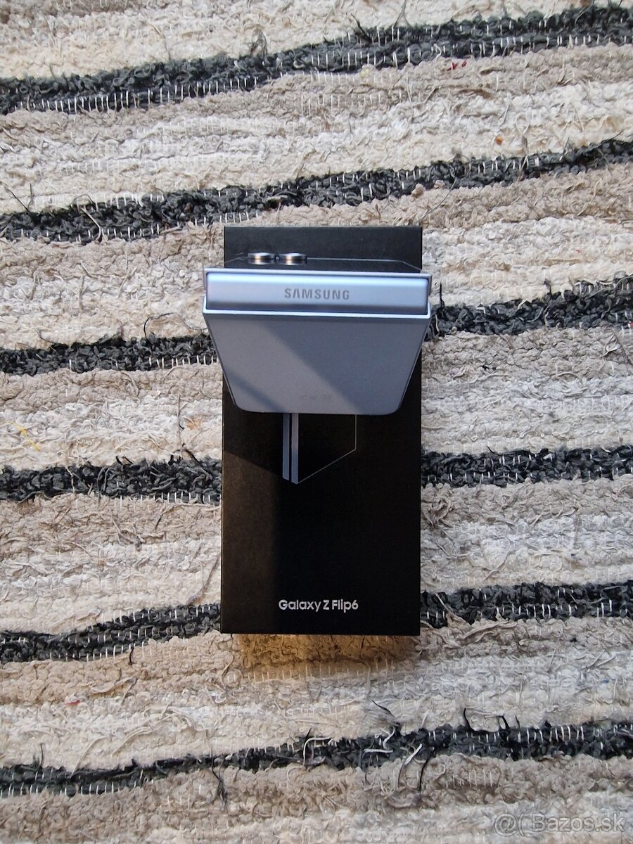 samsung galaxy z flip 6 silver - 3