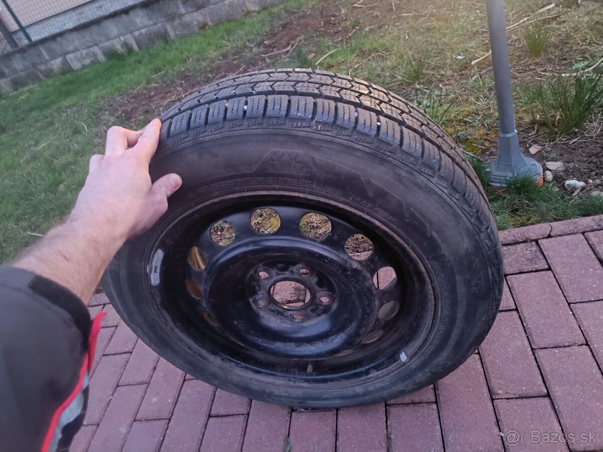 4x zimné nexen 195/65 R16 C - 3
