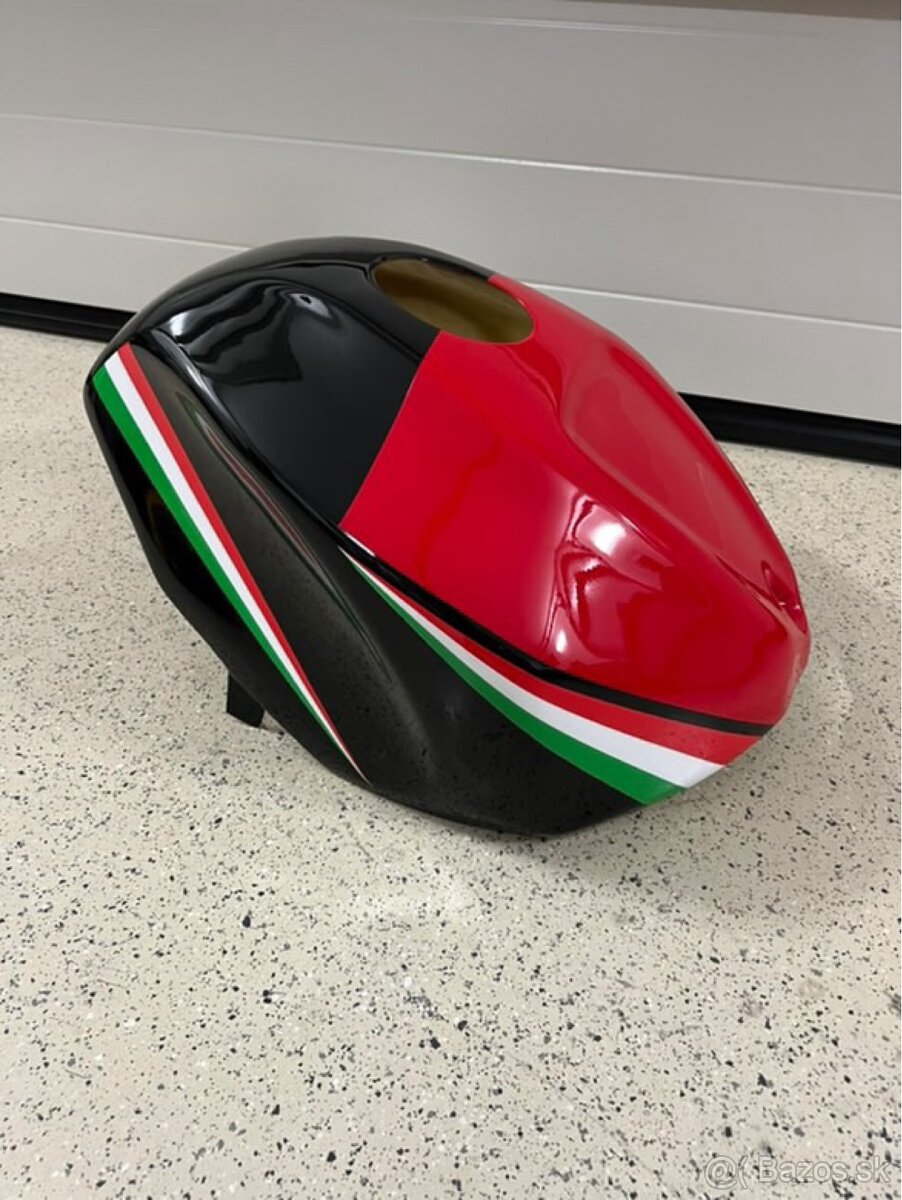 Lamináty APRILIA RSV4/TUONO V4 2021+ - 3