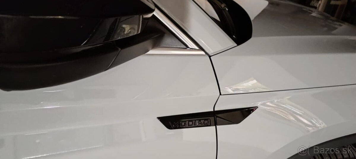 Čierne nápisy na blatník pre ŠKODA modely - 3