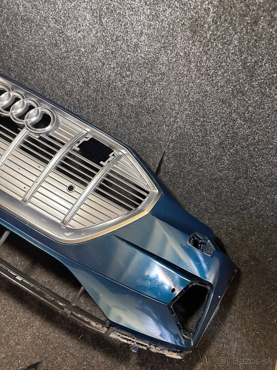 Nárazník + maska Audi E-tron - 3