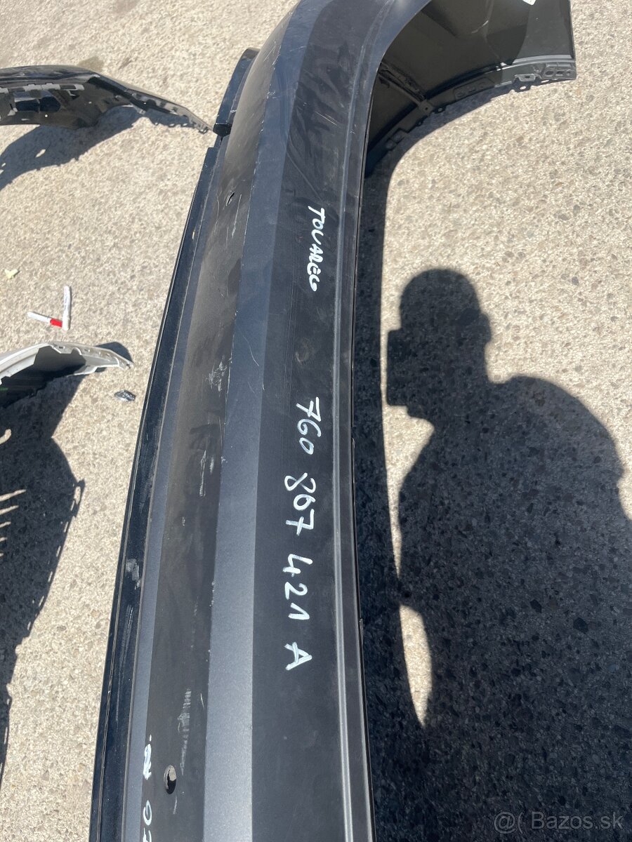 Volkswagen Touareg 760 807 421 naraznik zadný - 3