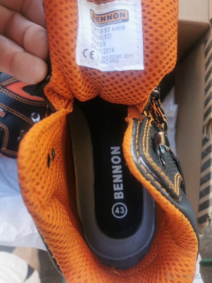 Predám pracovnú pánsku obuv č. 43 - 3