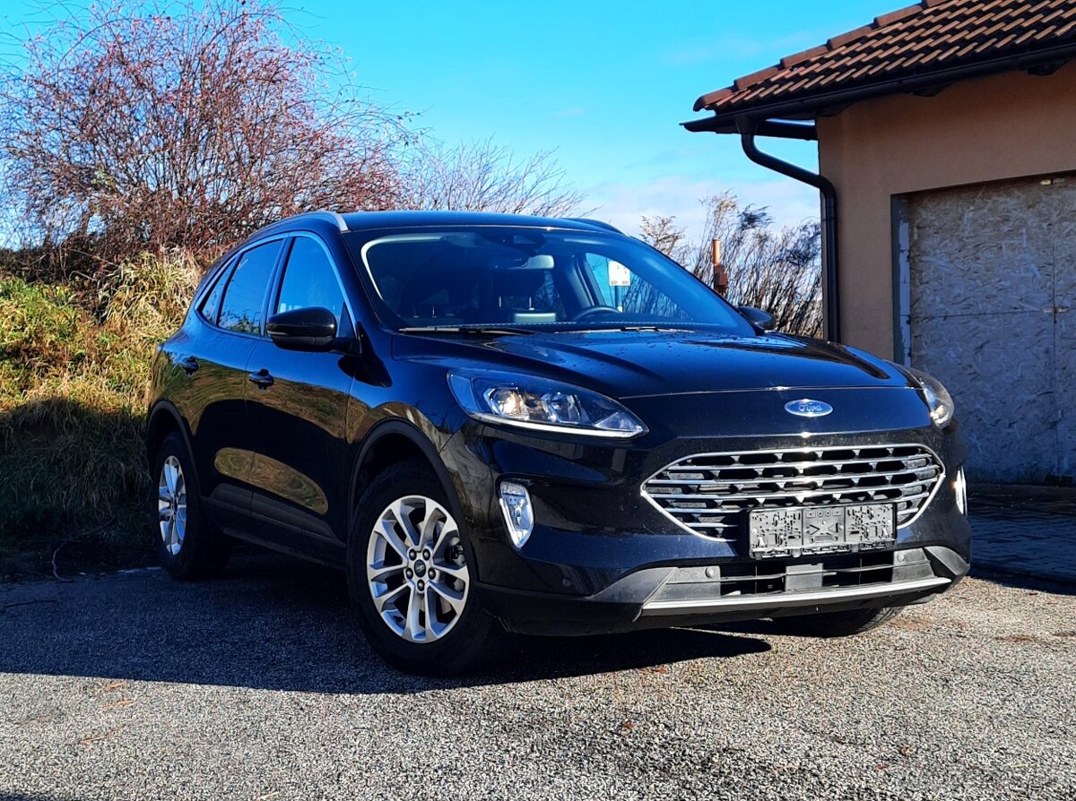 Predám Ford Kuga 2.5 Duratec HEV 190k Titanium eCVT - 3