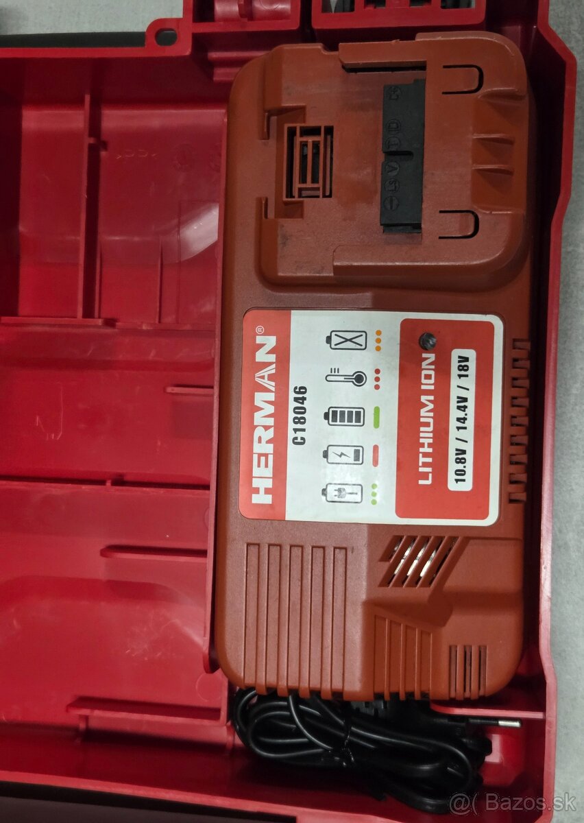 Herman nabijacka s kufrom - 3