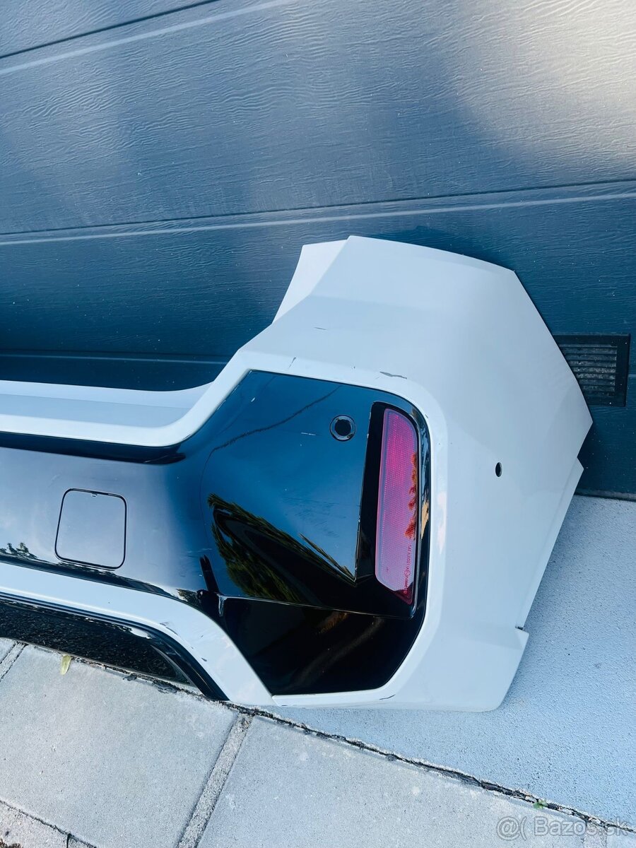 BMW X1 U11 zadní nárazník m-paket - 3