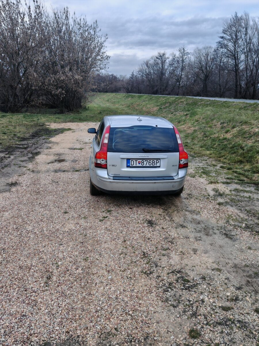Volvo V50 - 3