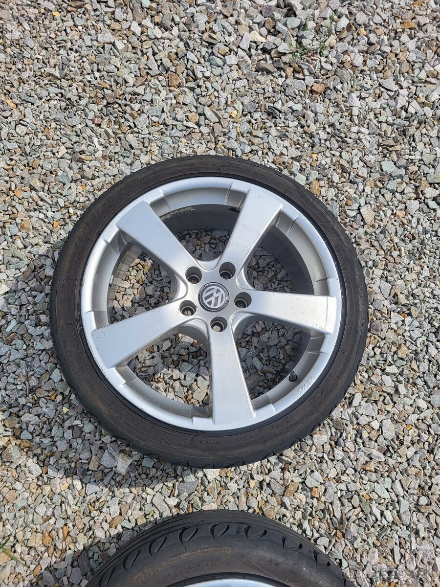 Predam disky 8Jx18H2 5x112 ET 50 VW Passat - 3