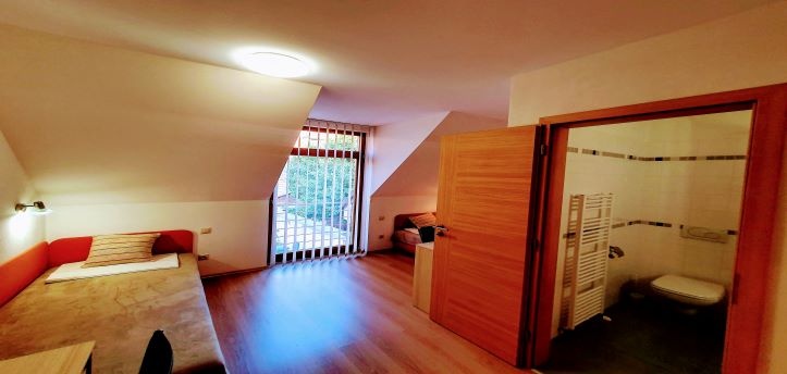 AMNIS STUDENT HOUSE TRNAVA_Ubytko pre študentky_OBSADENÉ - 3