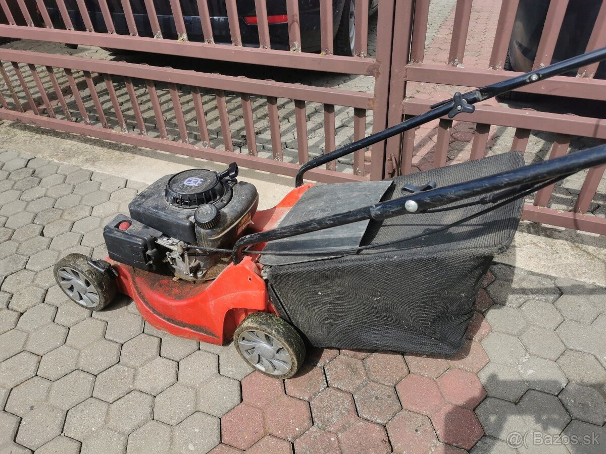 Kosačka s pojazdom - 3