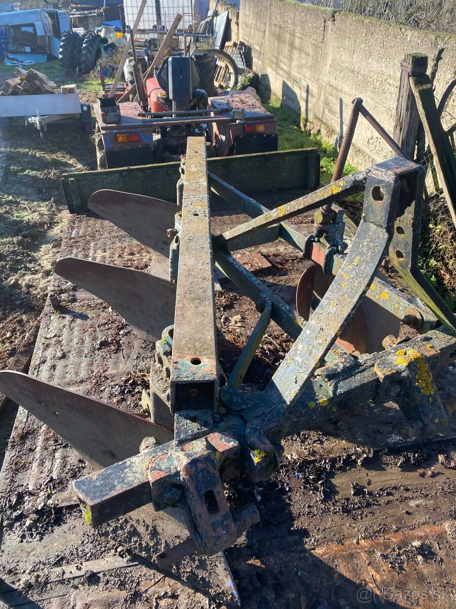 predam vymenim 3-radlicny pluh - 3