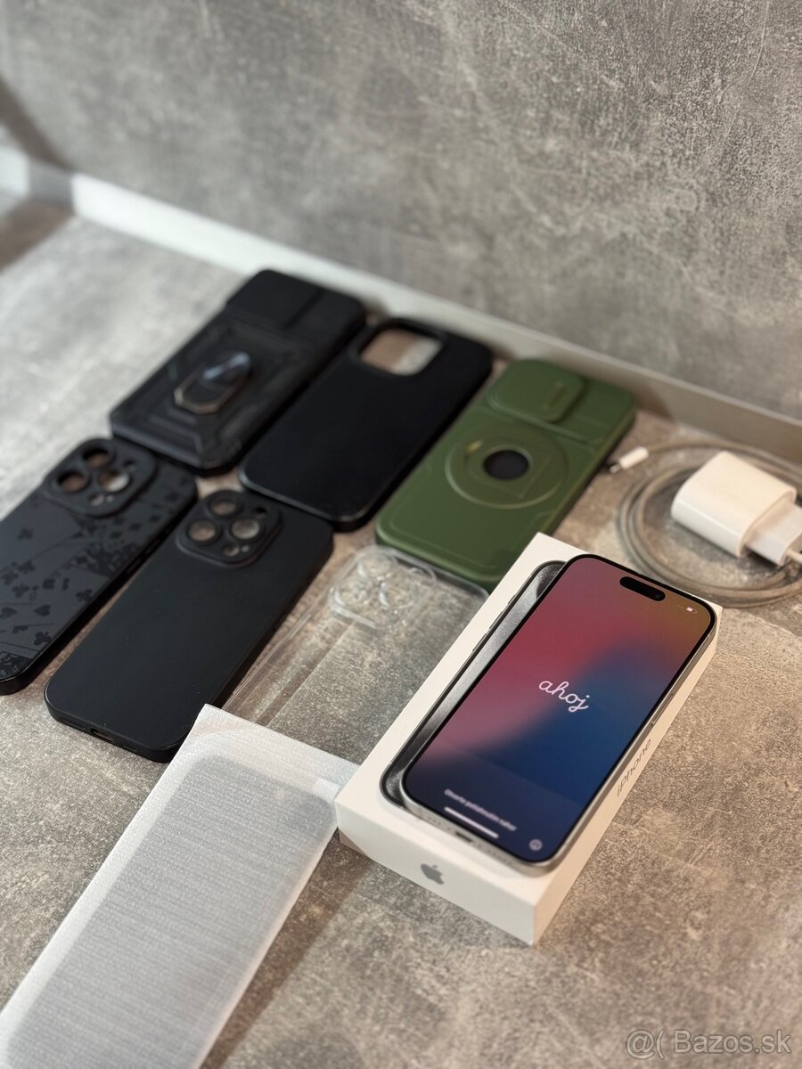 iPhone 15 Pro 256GB - 3