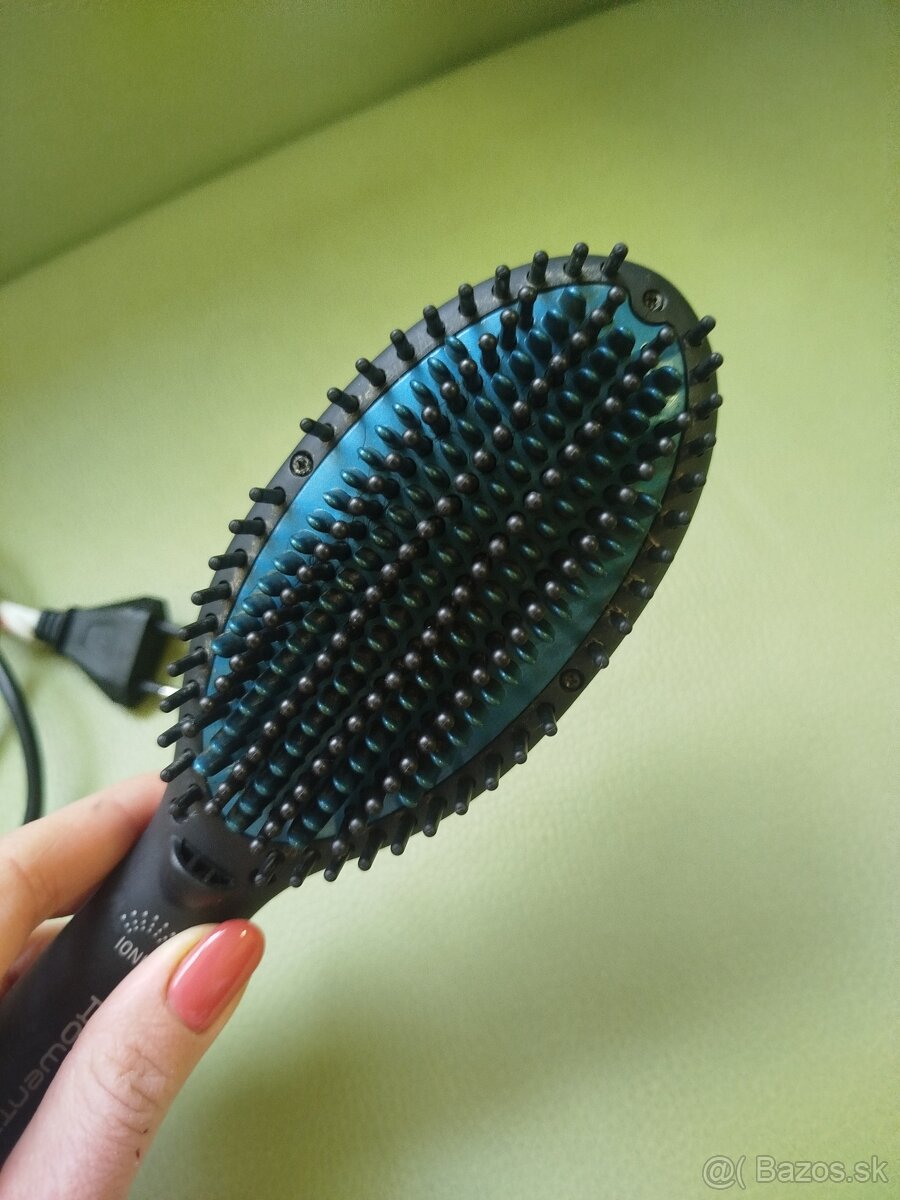 Teplovzdušná kefa Rowenta - 3