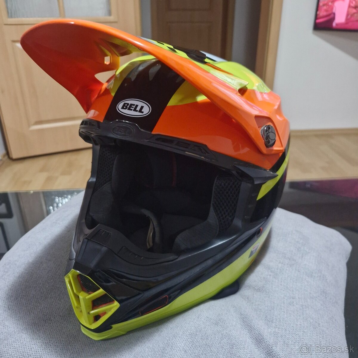 Prilba Bell s mips veľkosť M - 3