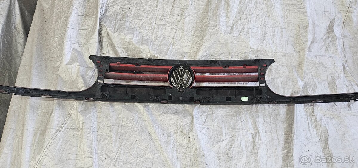 Volkswagen Golf mk3 GTI maska - 3