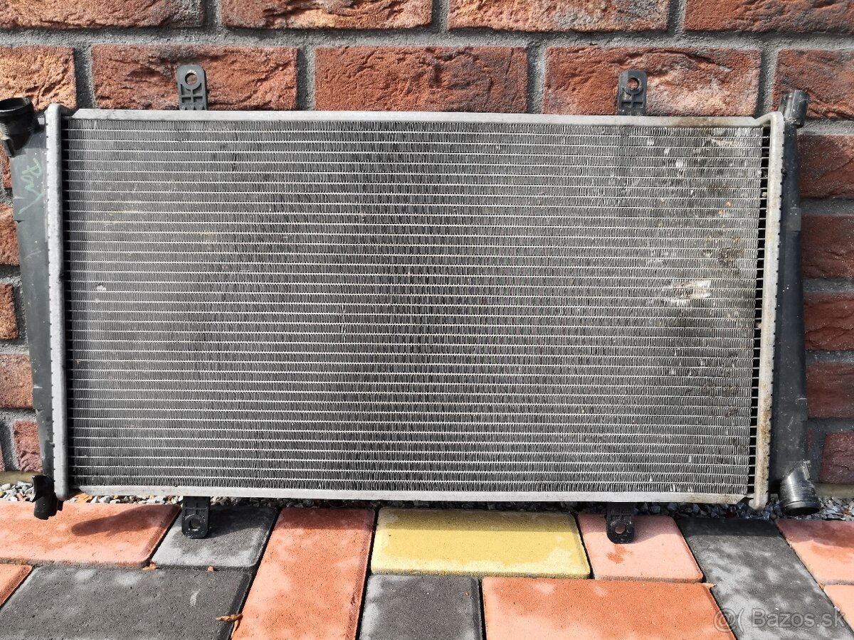 Chladič volvo V40, S40, Mitsubishi carisma 1,9d - 3