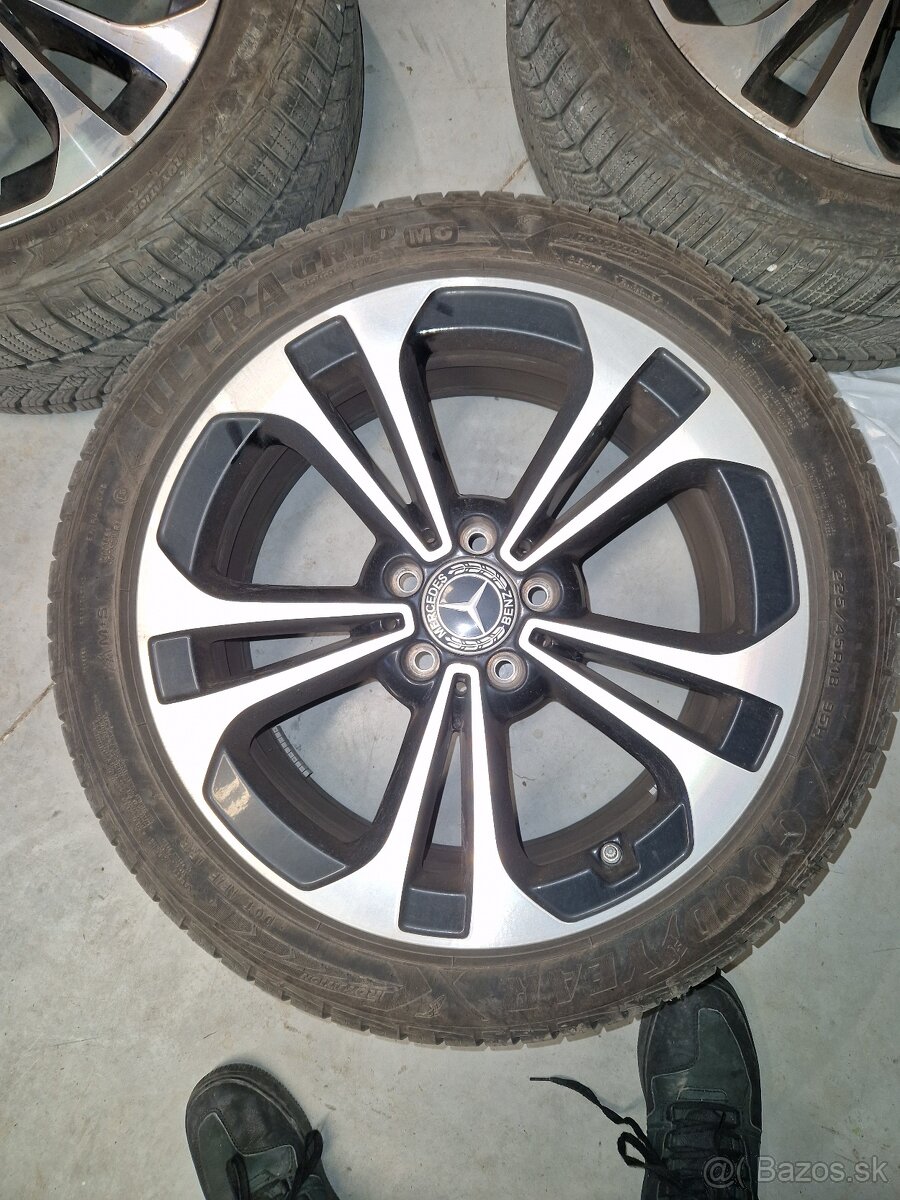 Mercedes disky + pneumatiky R18 Goodyear zimné - 3