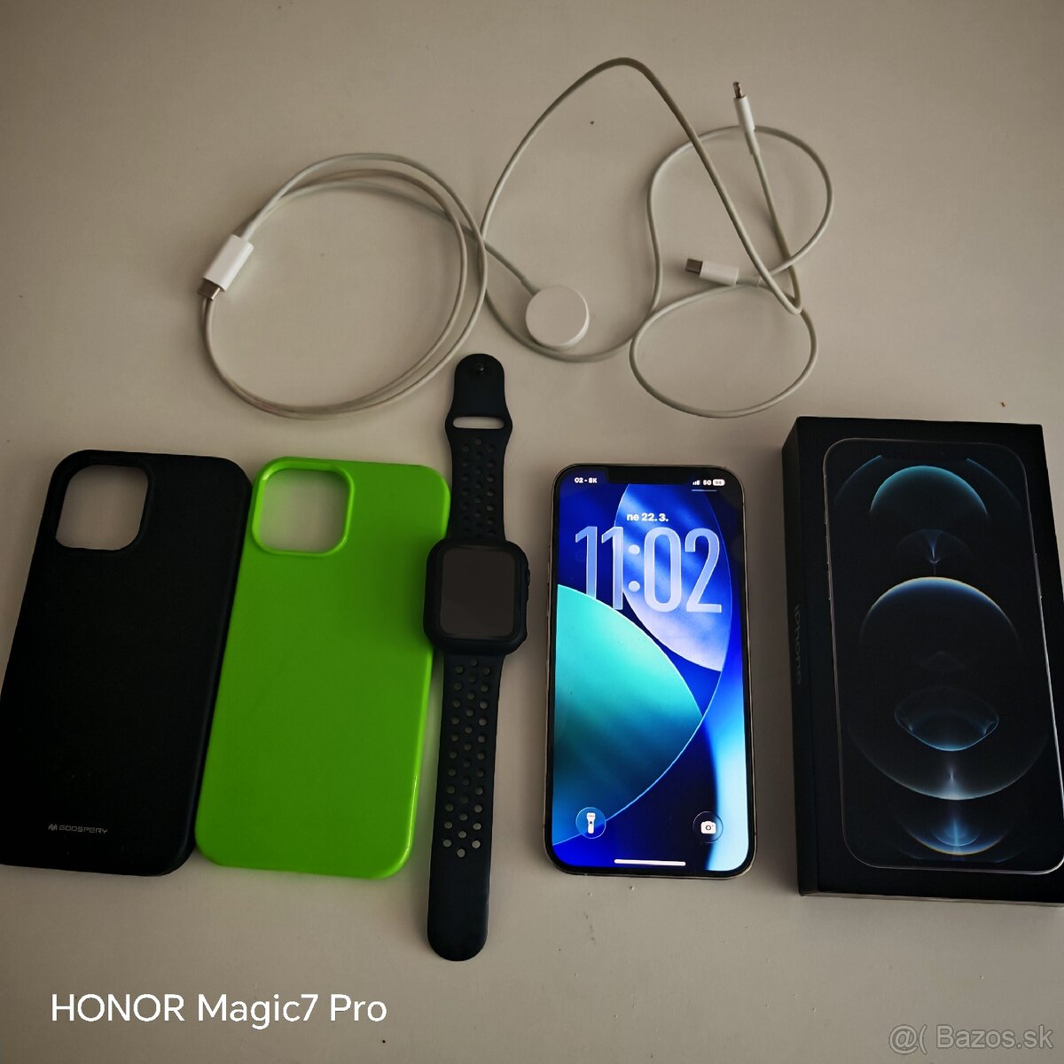 Iphone 12 pro Max biely +Apple watch 7 44 mám - 3