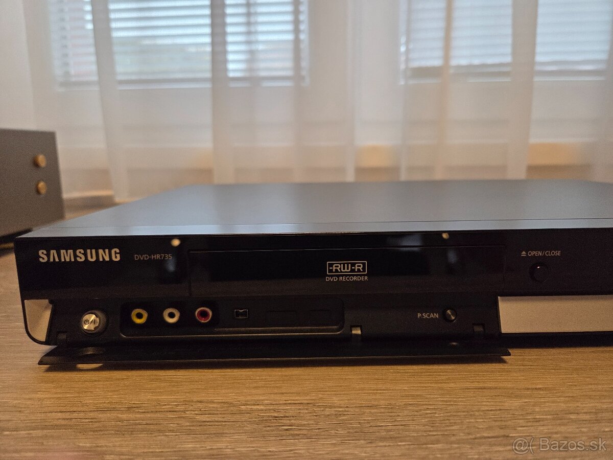 Predám SAMSUNG DVD HR735 hdd & dvd recorder - 3
