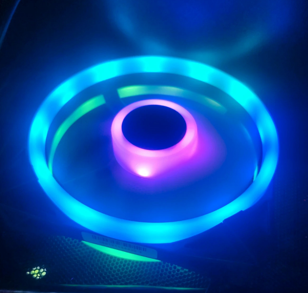 Corsair,MSI, colermaster, noctua - 3