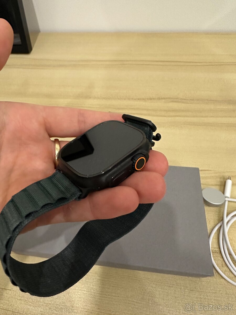 Apple Watch Ultra 2 - 3