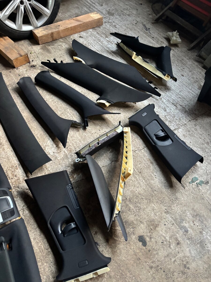 Čierny strop Audi a6c6 - 3