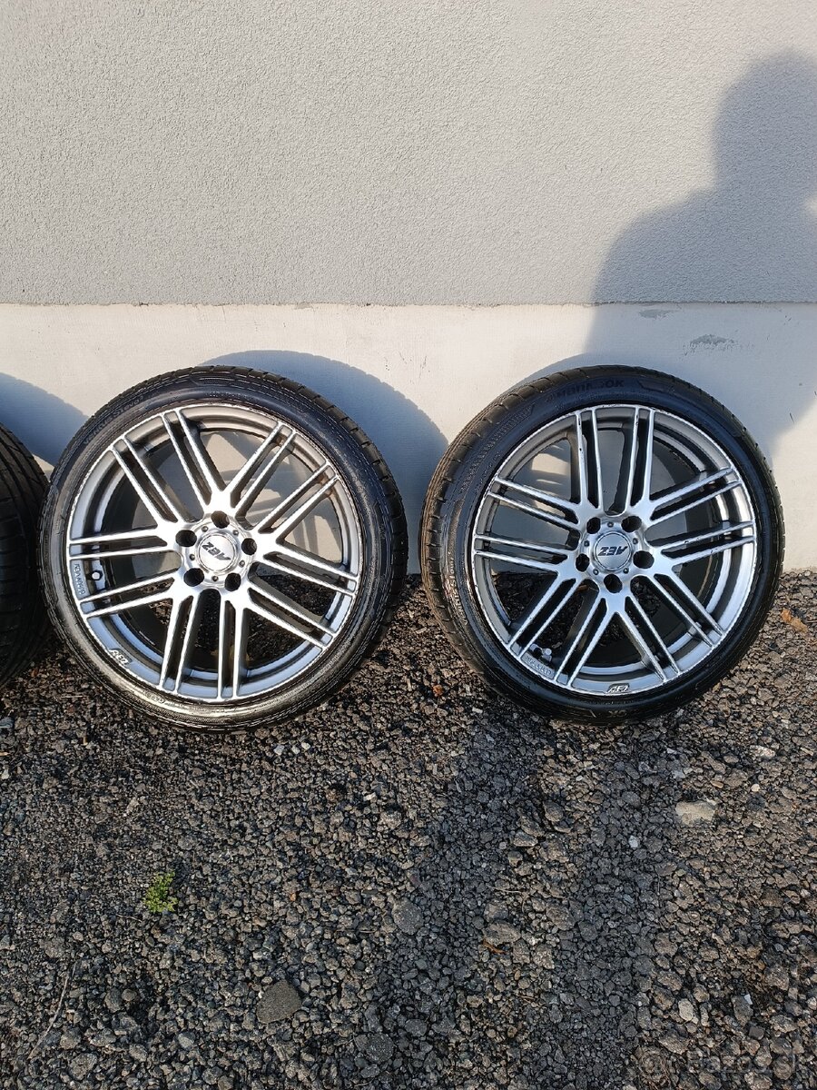 AEZ 5x112 225/40R18 - 3