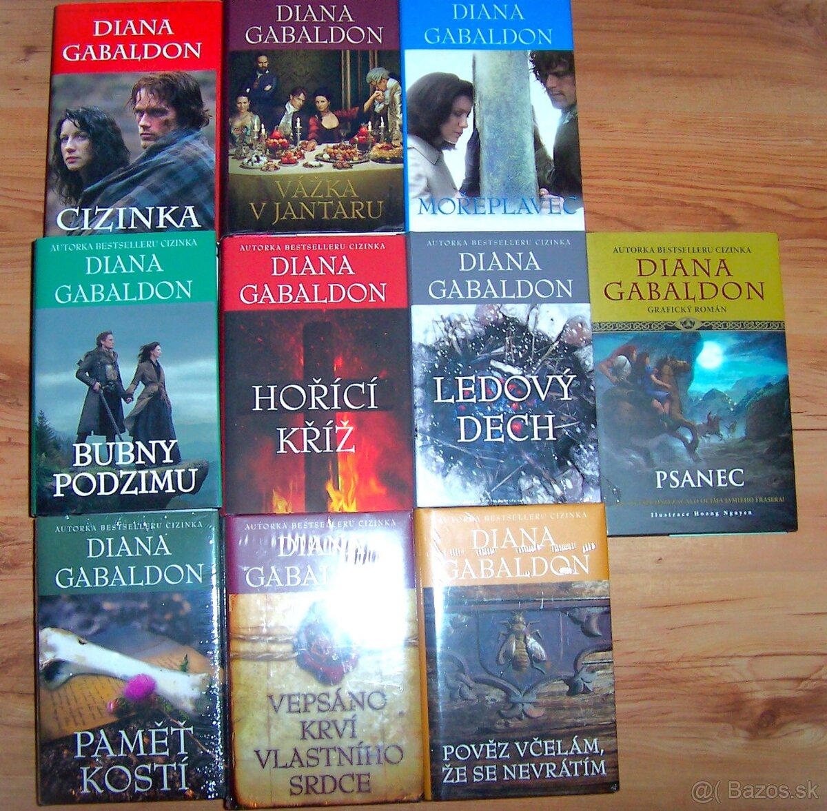 OUTLANDER-Knihy a predmety z filmu - 3