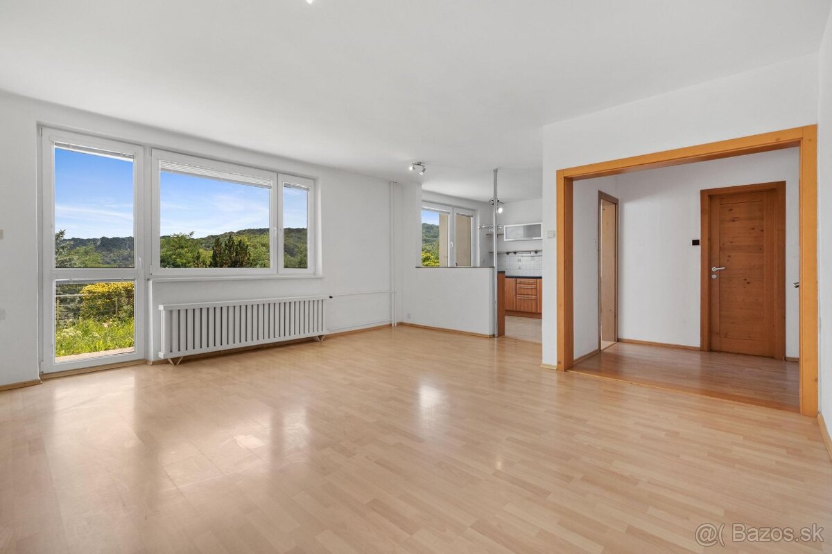 5 IZB.RODINNÝ DOM S ÚŽASNÝM VÝHĽADOM, GARÁŽ,TICHÉ PROSTREDIE - 3