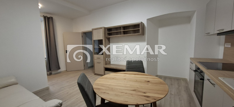 Na prenájom 2 izbový byt v Banskej Bystrici - 3