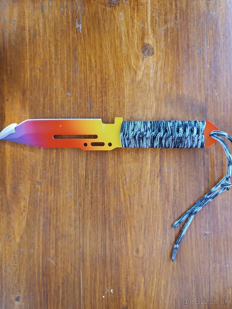 Predám čisto novu repliku noža Paracord Knife Fade - 3