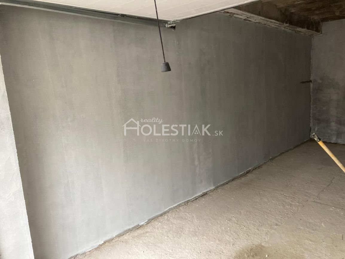 Predám garáž v centre mesta Čadca, iba u nás - 3