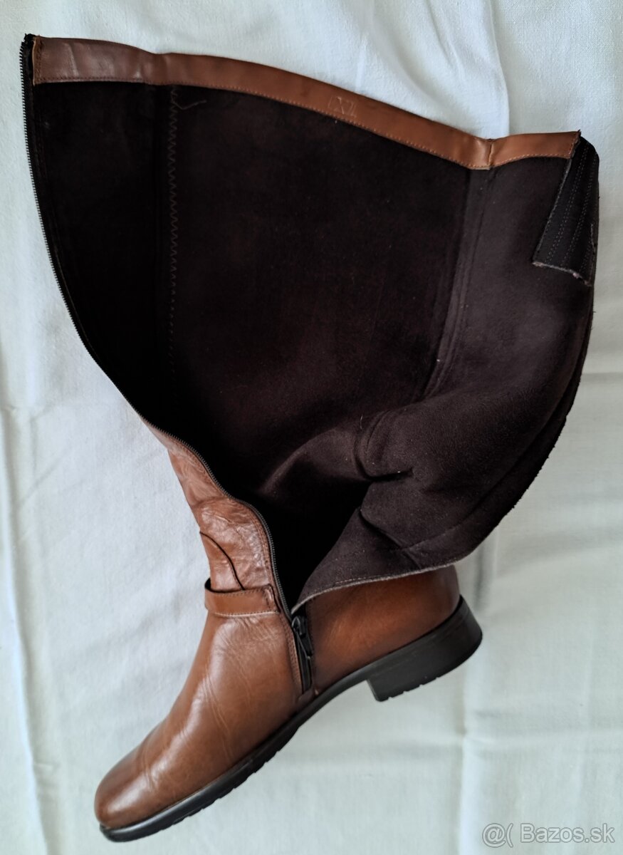 Hnedé kožené čižmy Baťa č. 42 - 3